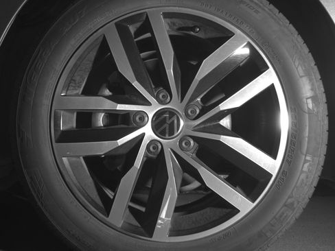 Used 2025 Volkswagen Jetta SE image 12