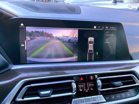 Used 2022 BMW X6 xDrive40i w/ Climate Comfort Package image 29