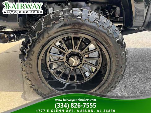 Used 2025 Ford F250 Platinum w/ Platinum Plus Package AWD/4WD image 36