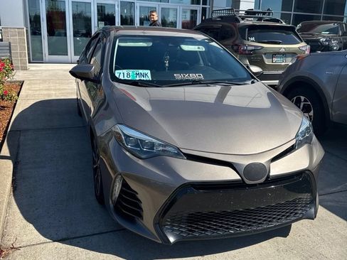 Used 2018 Toyota Corolla SE w/ Body Protection Package FWD image 6