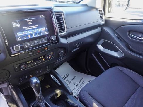 Used 2023 Nissan Frontier SV w/ Technology Package image 26