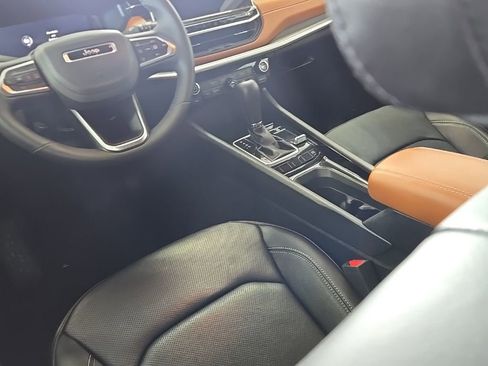 Used 2025 Jeep Compass Limited w/ Elite Group image 21