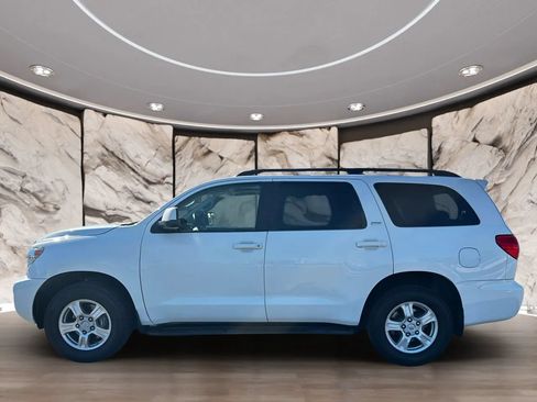 Used 2012 Toyota Sequoia SR5 w/ Premium Pkg RWD image 6