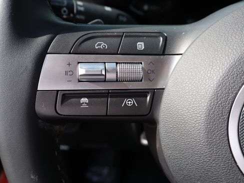 Certified 2025 Hyundai Kona SEL AWD/4WD image 16