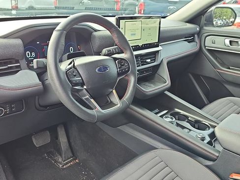Used 2025 Ford Explorer ST-Line w/ Premium Package RWD image 11