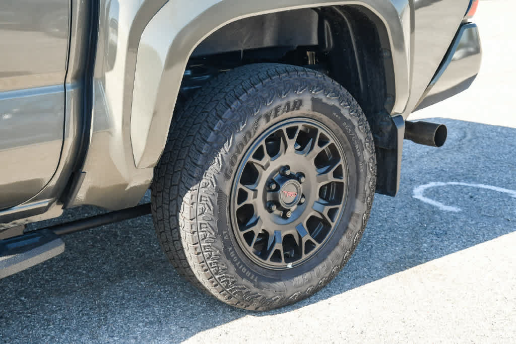 Certified 2026 Toyota Tacoma TRD Sport AWD/4WD image 11