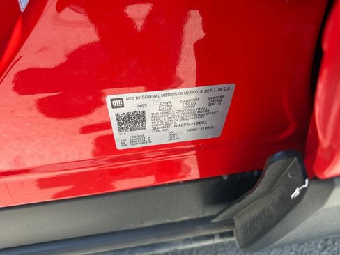Used 2025 Chevrolet Blazer LT FWD image 25