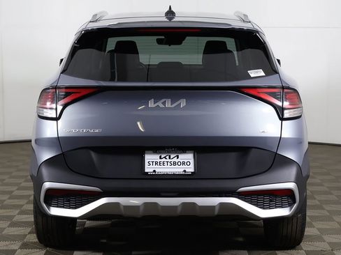 Used 2023 Kia Sportage EX image 16