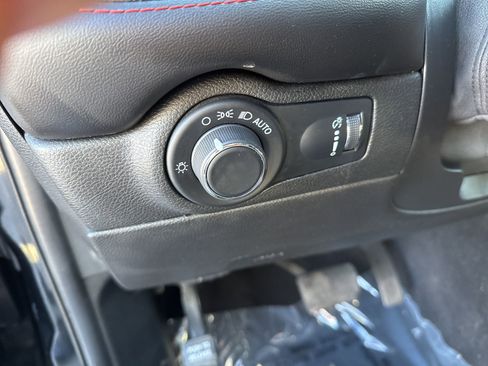 Used 2024 Dodge Durango GT image 24