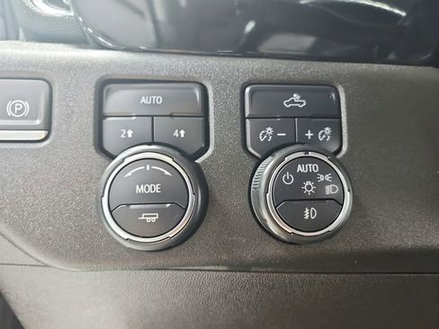 Used 2024 Chevrolet Silverado 1500 RST AWD/4WD image 26