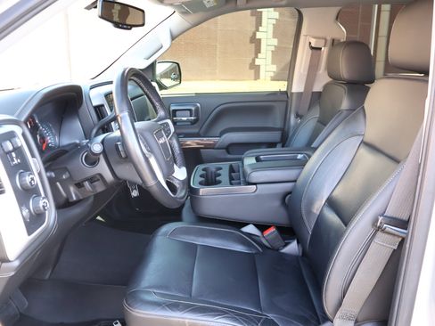 Used 2018 GMC Sierra 1500 SLT w/ SLT Premium Package image 11