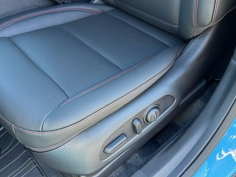 New 2026 Chevrolet Trax RS w/ Sunroof Package image 17