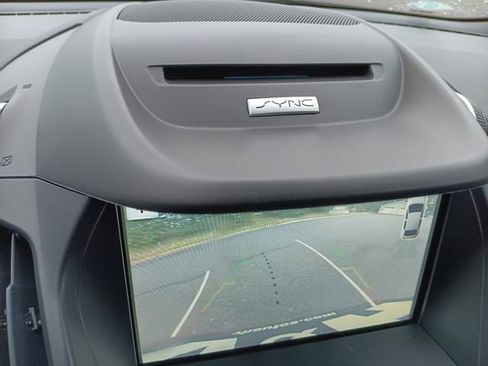 Used 2017 Ford Escape Titanium FWD image 8