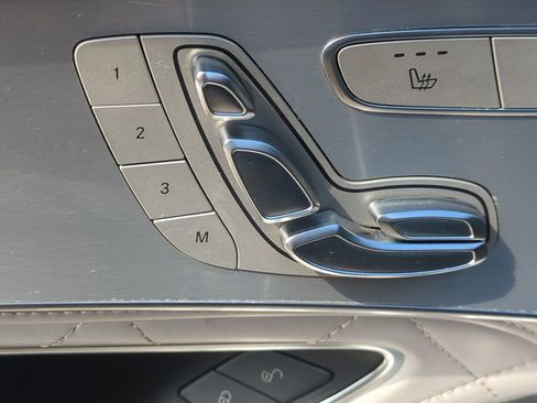 Used 2018 Mercedes-Benz GLC 300 image 22