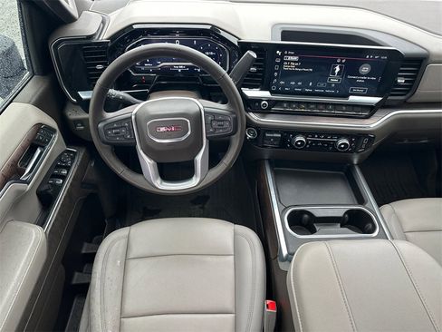 Used 2024 GMC Sierra 2500 SLT w/ SLT Premium Package image 24