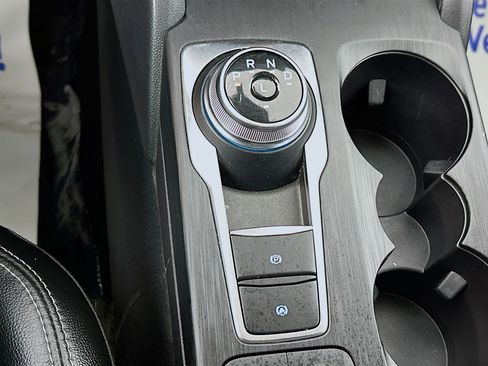 Used 2022 Ford Escape SEL FWD image 16
