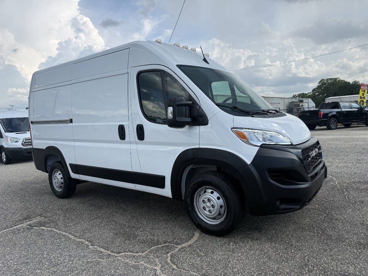 Used 2023 RAM ProMaster 1500 FWD image 16