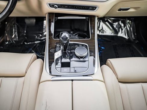 Used 2020 BMW X5 xDrive40i w/ Premium Package image 32