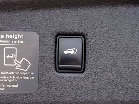 Used 2022 INFINITI QX50 Luxe AWD/4WD image 41