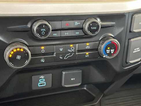 Used 2025 Ford F250 XL w/ XL Chrome Package image 19