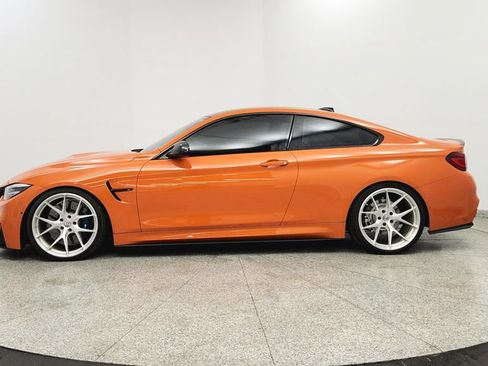Used 2020 BMW M4 Coupe w/ Competition Package RWD image 2
