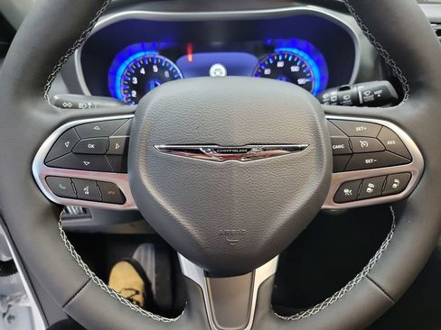 New 2026 Chrysler Voyager LX image 16