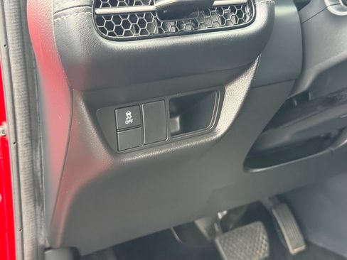 Used 2024 Honda HR-V EX-L image 15