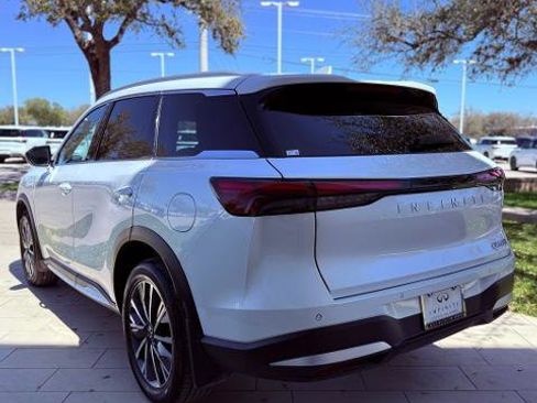 Certified 2026 INFINITI QX60 Luxe w/ Family Package AWD/4WD image 6