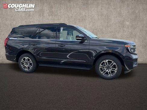 New 2026 Ford Expedition Active AWD/4WD image 12