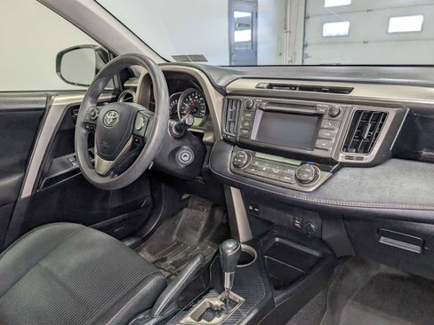 Used 2013 Toyota RAV4 XLE image 42