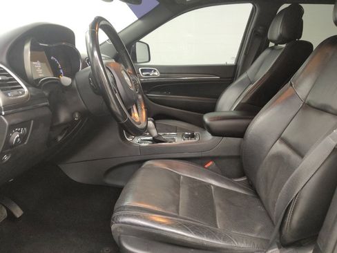 Used 2019 Jeep Grand Cherokee Limited w/ Luxury Group II AWD/4WD image 17