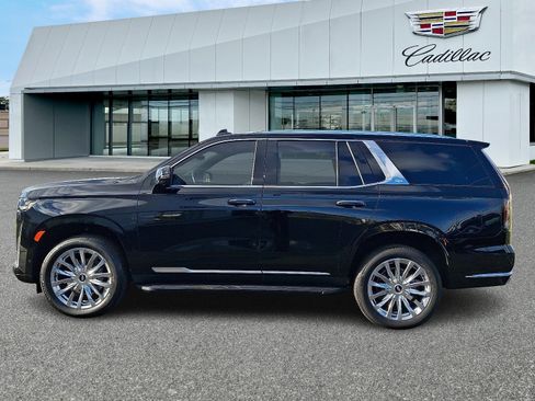 Certified 2024 Cadillac Escalade Premium Luxury image 2