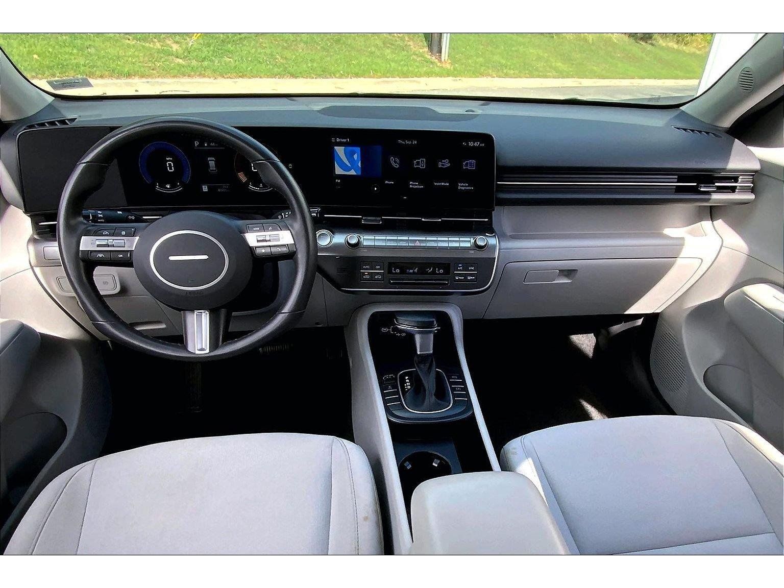 Used 2025 Hyundai Kona SEL AWD/4WD image 13
