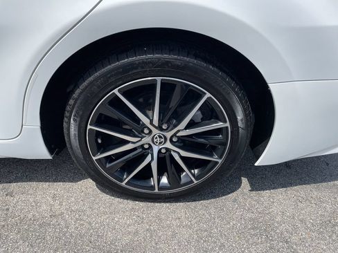Used 2023 Toyota Camry SE FWD image 10