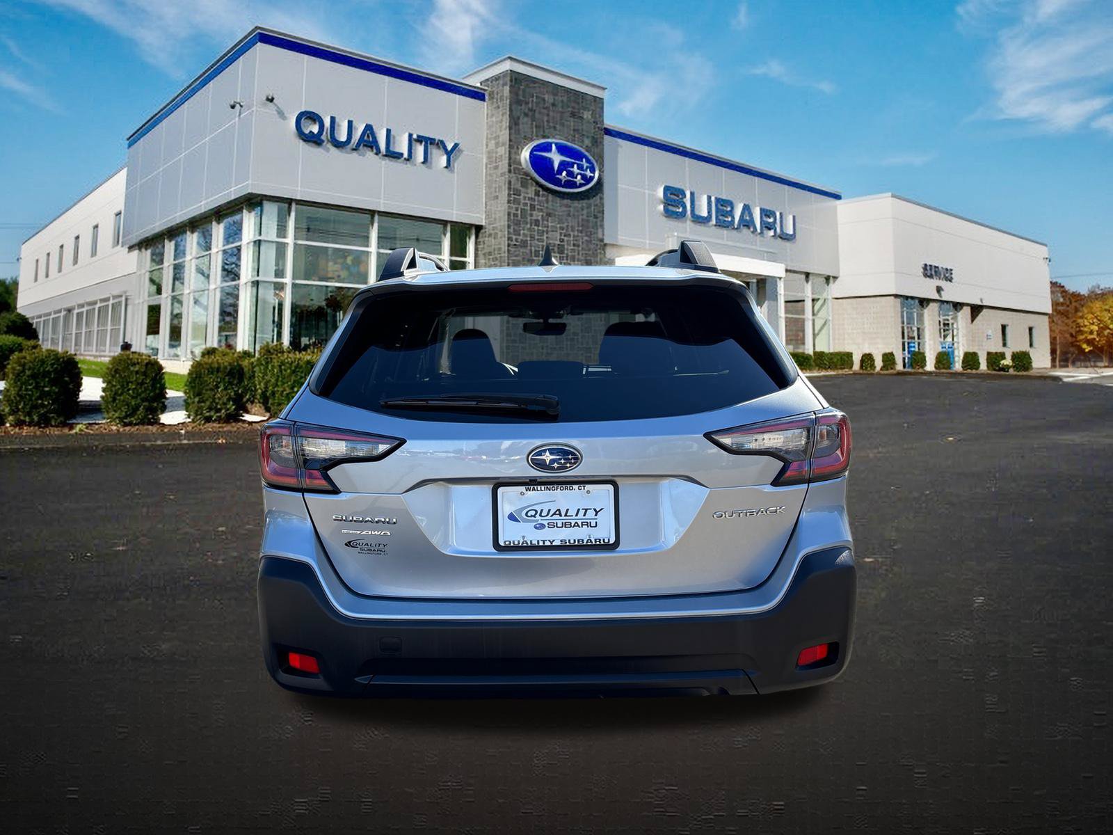 Used 2024 Subaru Outback Premium AWD/4WD image 3
