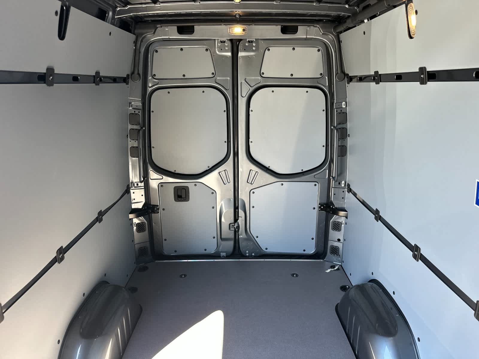 New 2025 Mercedes-Benz Sprinter 2500 image 16