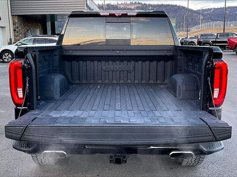 Used 2021 GMC Sierra 1500 AT4 w/ AT4 Premium Package image 18