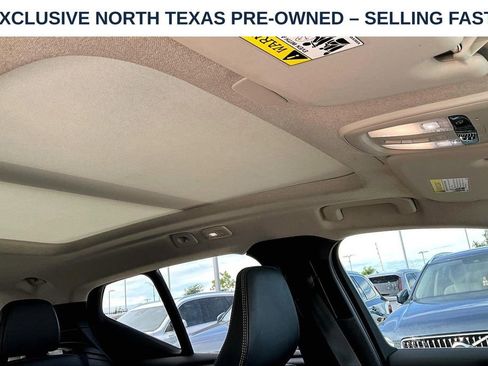 Used 2023 Volvo XC40 B4 Plus w/ Protection Package Premier FWD image 22