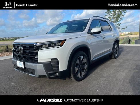 Used 2026 Honda Pilot Elite image 1