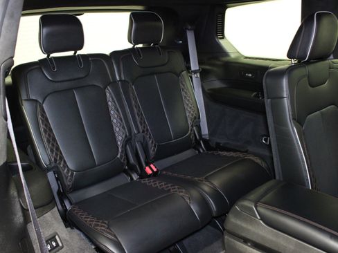 Used 2023 Jeep Grand Cherokee L Summit AWD/4WD image 20