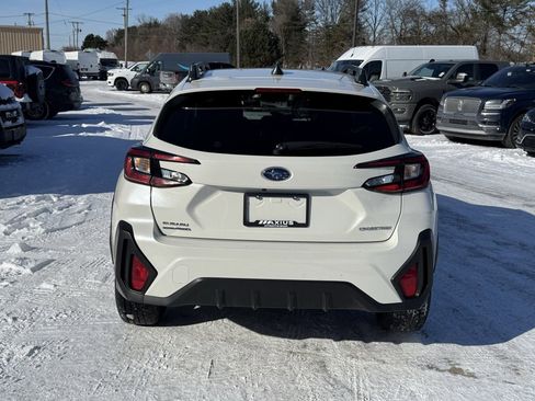 Used 2024 Subaru Crosstrek 2.0i Premium image 6