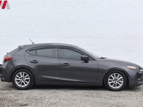 Used 2018 MAZDA MAZDA3 Sport FWD image 6
