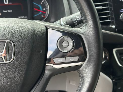 Used 2021 Honda Pilot Touring image 24