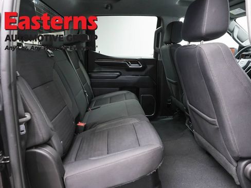 Used 2023 Chevrolet Silverado 1500 LT AWD/4WD image 25