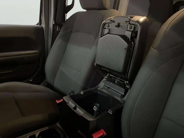 Used 2020 Jeep Wrangler Unlimited Sport S AWD/4WD image 45