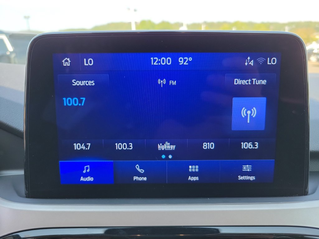 Used 2022 Ford Escape SEL w/ Technology Package FWD image 18
