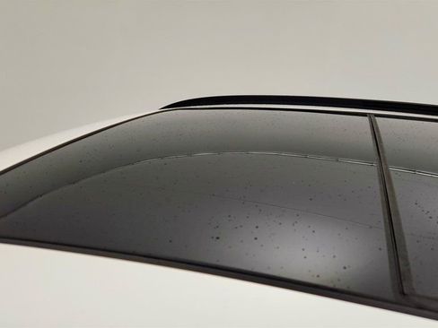 Used 2024 Genesis GV70 3.5T Sport w/ Sport Advanced Package image 10