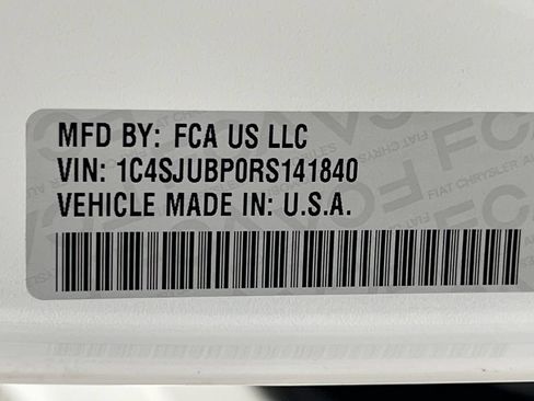 Used 2024 Jeep Wagoneer Series II w/ Flexible Seating Group RWD image 87