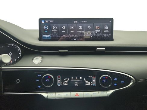 Used 2022 Genesis GV70 2.5T w/ Select Package image 19