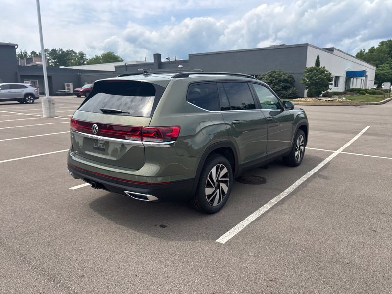 New 2026 Volkswagen Atlas SE FWD image 3